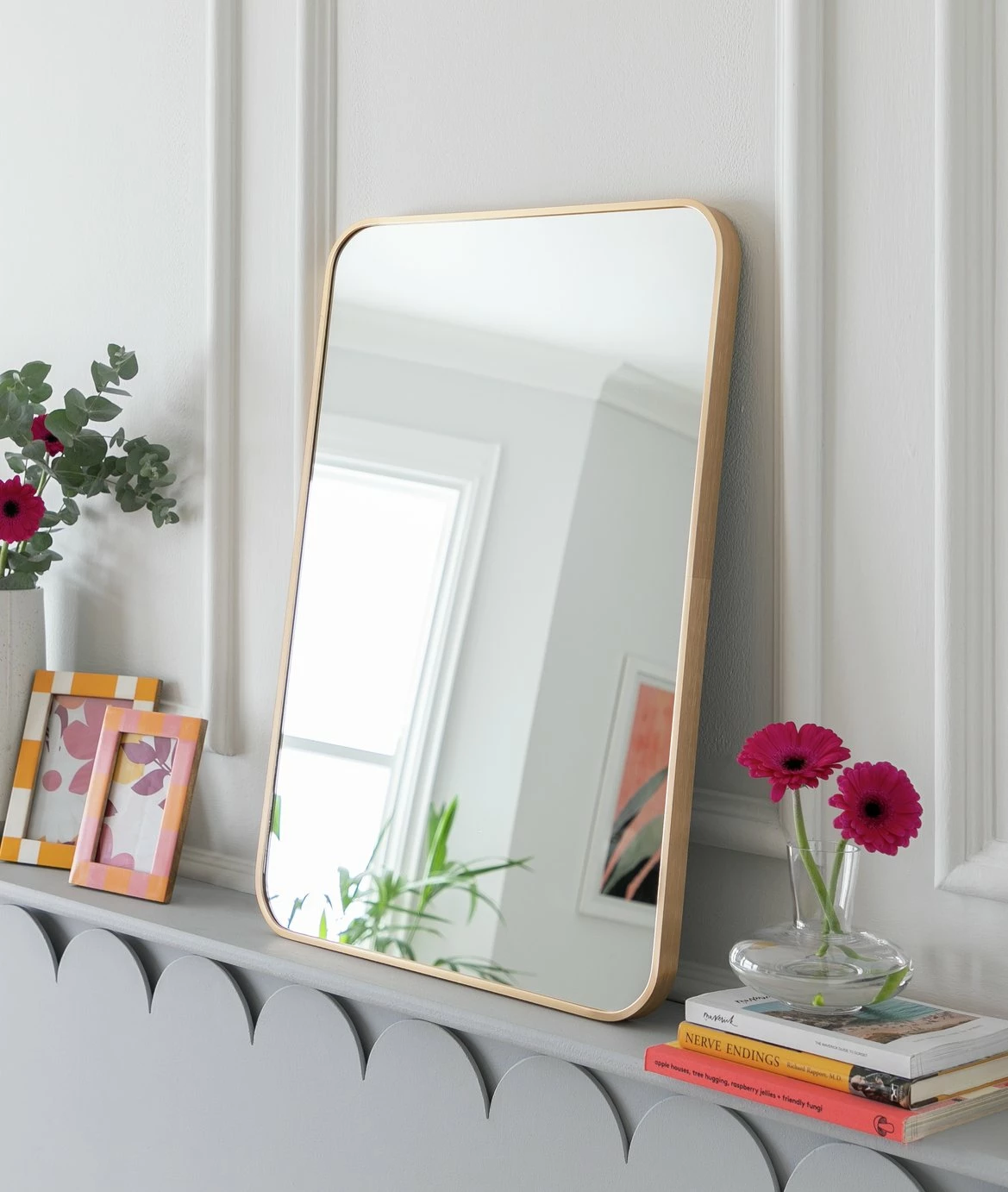 Habitat Brushed Rectangular Wall Mirror - Gold - 50x70cm 2 Habitat Brushed Rectangular Wall Mirror - Gold - 50x70cm - Image 2
