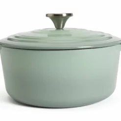 Habitat 3.3 Litre Cast Iron Casserole Dish - Green