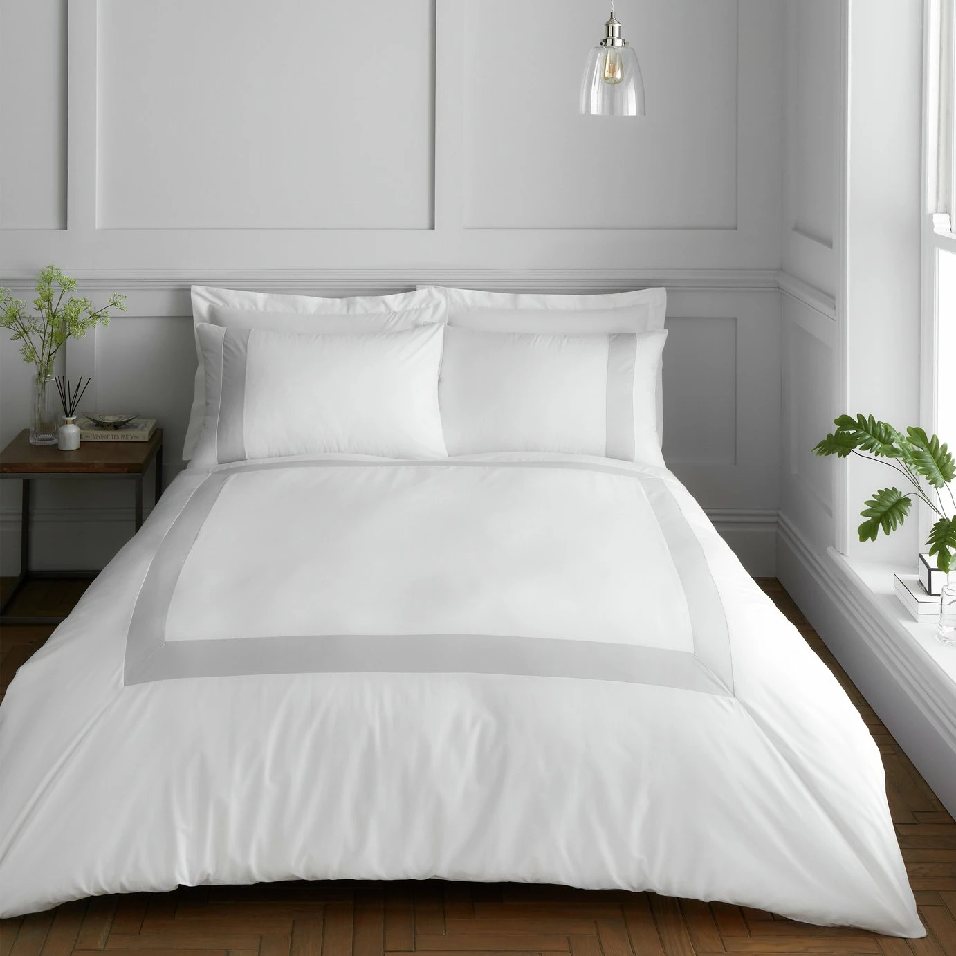 Bianca Cotton 180 TC Tailored White Bedding Set - Double 1 Bianca Cotton 180 TC Tailored White Bedding Set - Double