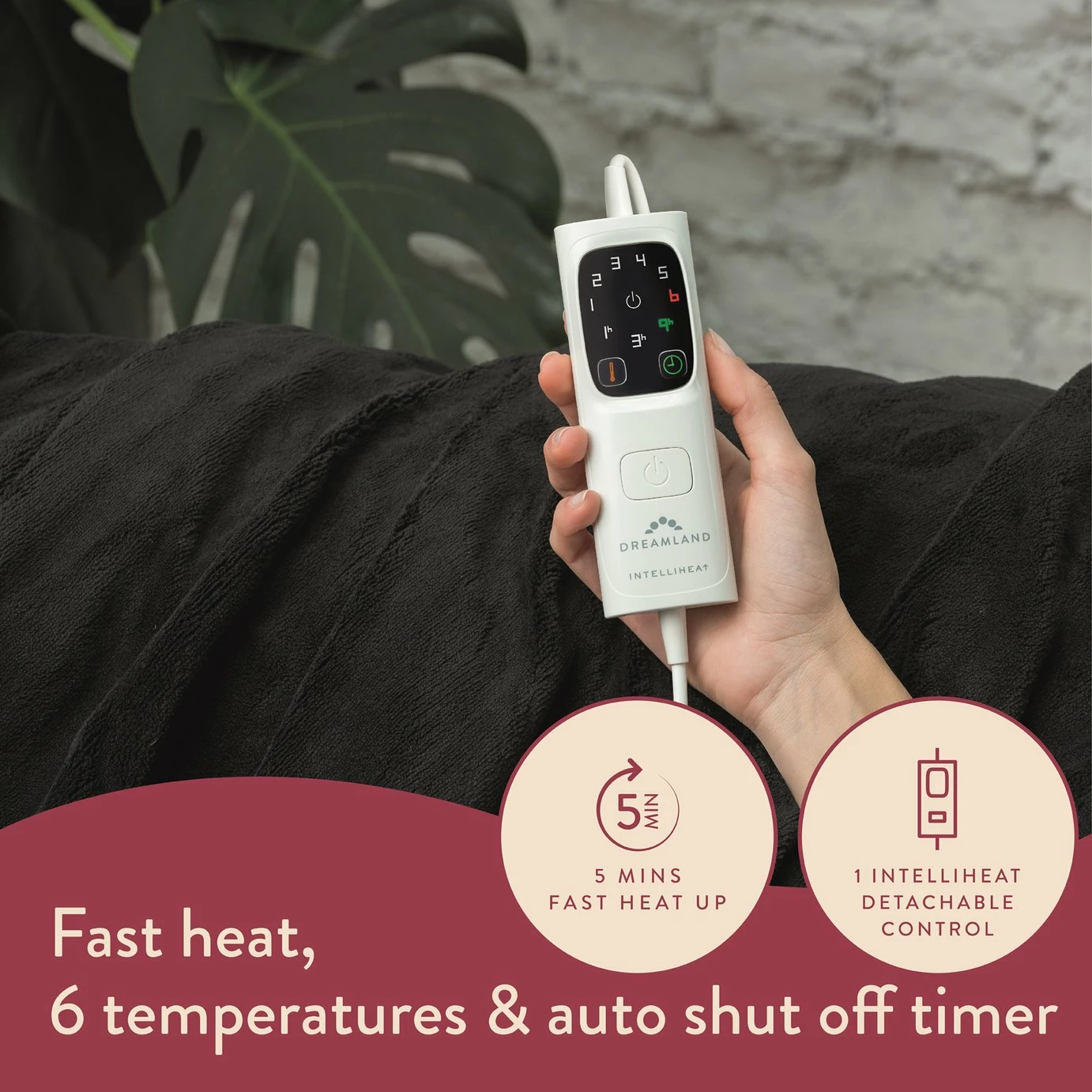 Dreamland Snuggle Up Black Heated Throw - Large 4 Dreamland Snuggle Up Black Heated Throw - Large - Image 4