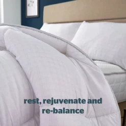 Silentnight Rebalance Stress Relieving 10.5 Tog Duvet 12 Silentnight Rebalance Stress Relieving 10.5 Tog Duvet -Habitat Sales Store 5649916 R Z005A