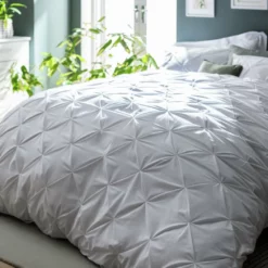 Habitat Hadley Pintuck White Bedding Set - Double 8 Habitat Hadley Pintuck White Bedding Set - Double -Habitat Sales Store 8108612 R Z004A