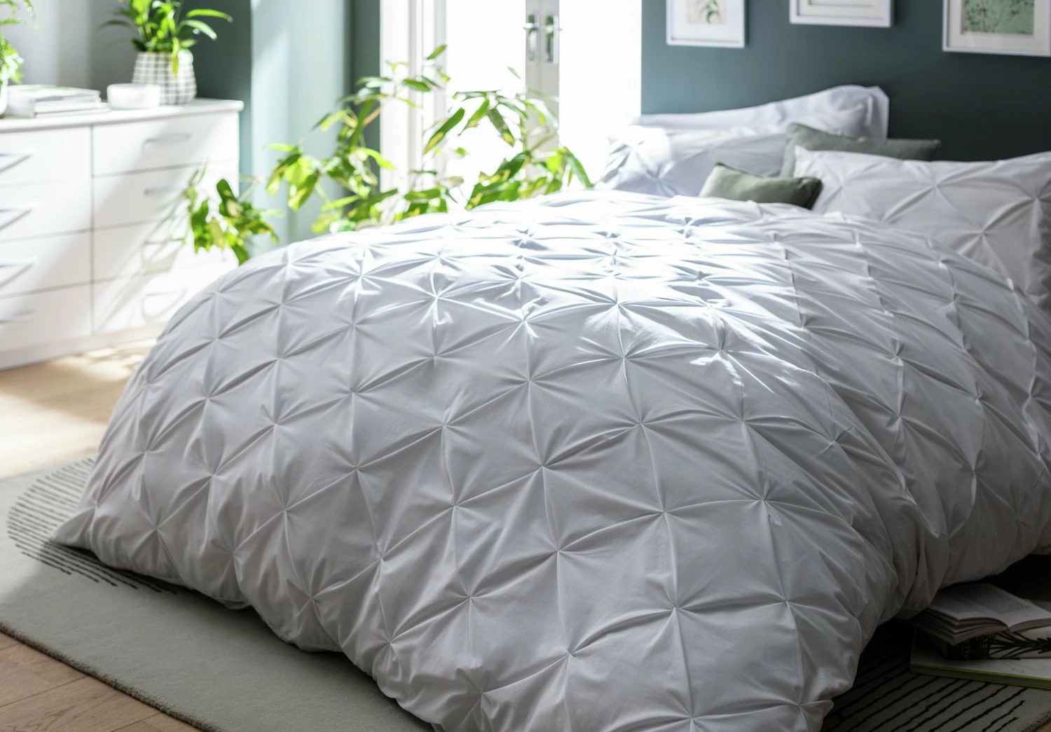 Habitat Hadley Pintuck White Bedding Set - Double 4 Habitat Hadley Pintuck White Bedding Set - Double - Image 4