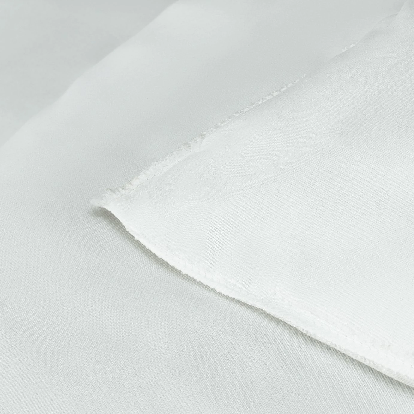 Habitat Supersoft Washable 13.5 Tog Duvet - Single 4 Habitat Supersoft Washable 13.5 Tog Duvet - Single - Image 4