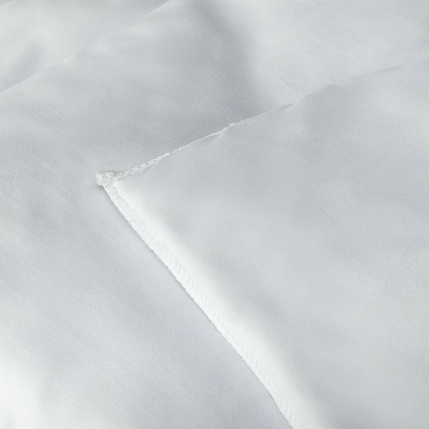 Habitat Supersoft Washable 4.5 Tog Duvet - Single 4 Habitat Supersoft Washable 4.5 Tog Duvet - Single - Image 4