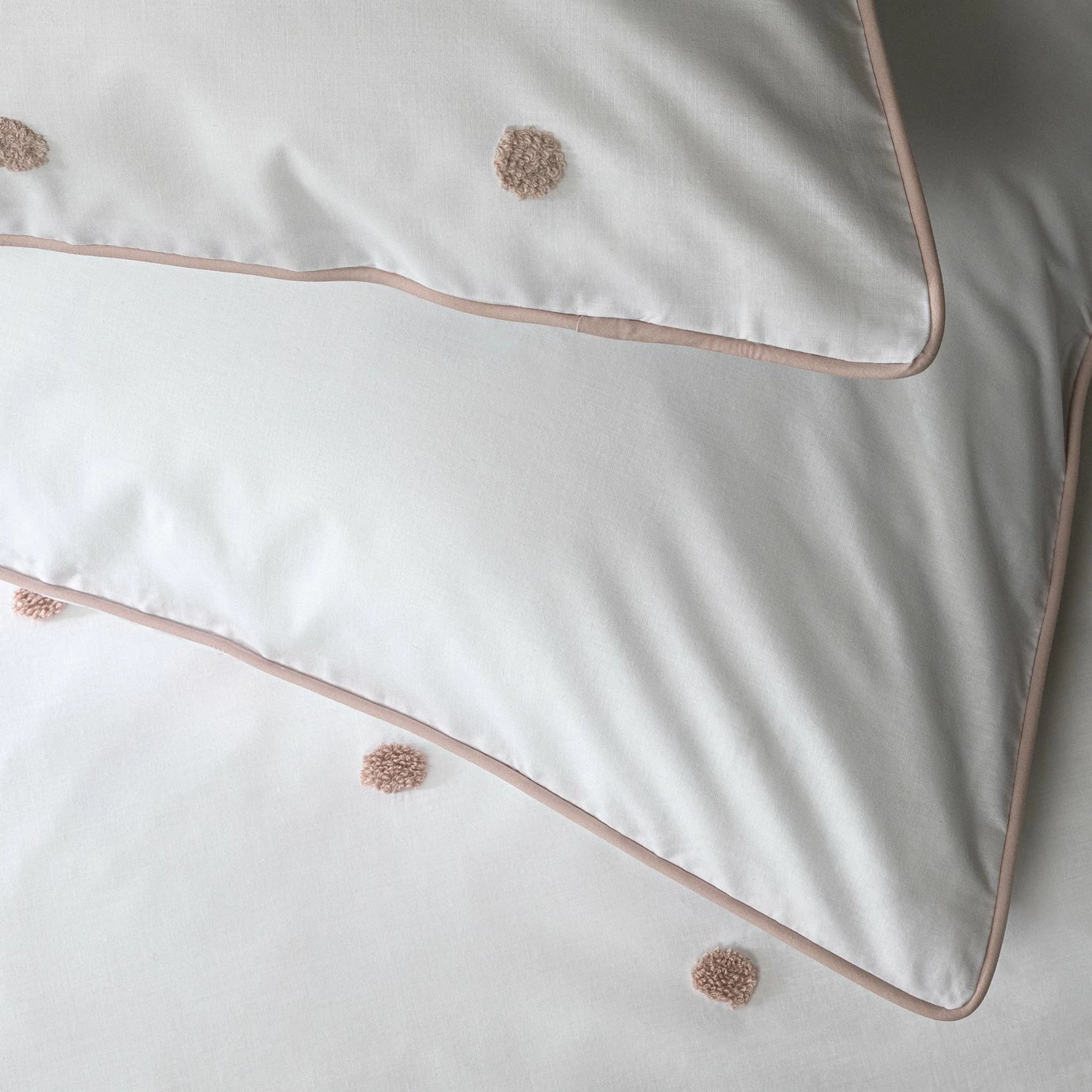 Habitat Tufted Spot Blush Pink Bedding Set - Single 4 Habitat Tufted Spot Blush Pink Bedding Set - Single - Image 4