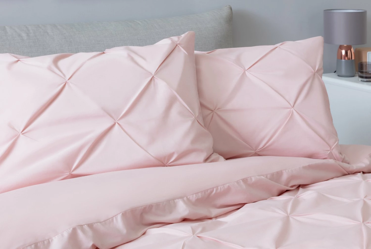 Habitat Hadley Pintuck Blush Pink Bedding Set - Double 5 Habitat Hadley Pintuck Blush Pink Bedding Set - Double - Image 5