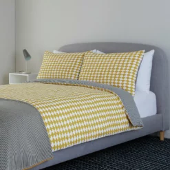 Habitat Cotton Scallop Yellow Reversible Bedding Set -Double -Habitat Sales Store 9377428 R Z005A