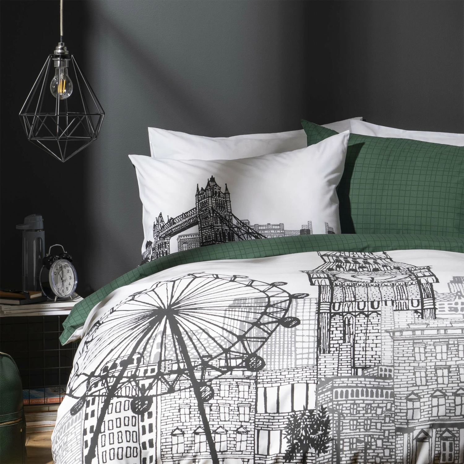 Habitat London Skyline Print Black &White Bedding Set-Single 1 Habitat London Skyline Print Black &White Bedding Set-Single
