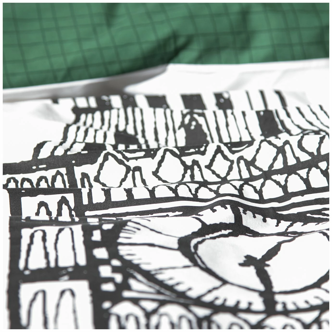 Habitat London Skyline Print Black &White Bedding Set-Single 7 Habitat London Skyline Print Black &White Bedding Set-Single - Image 7