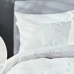 Habitat Tufted Spot White Bedding Set - Single -Habitat Sales Store 9545607 R Z004A