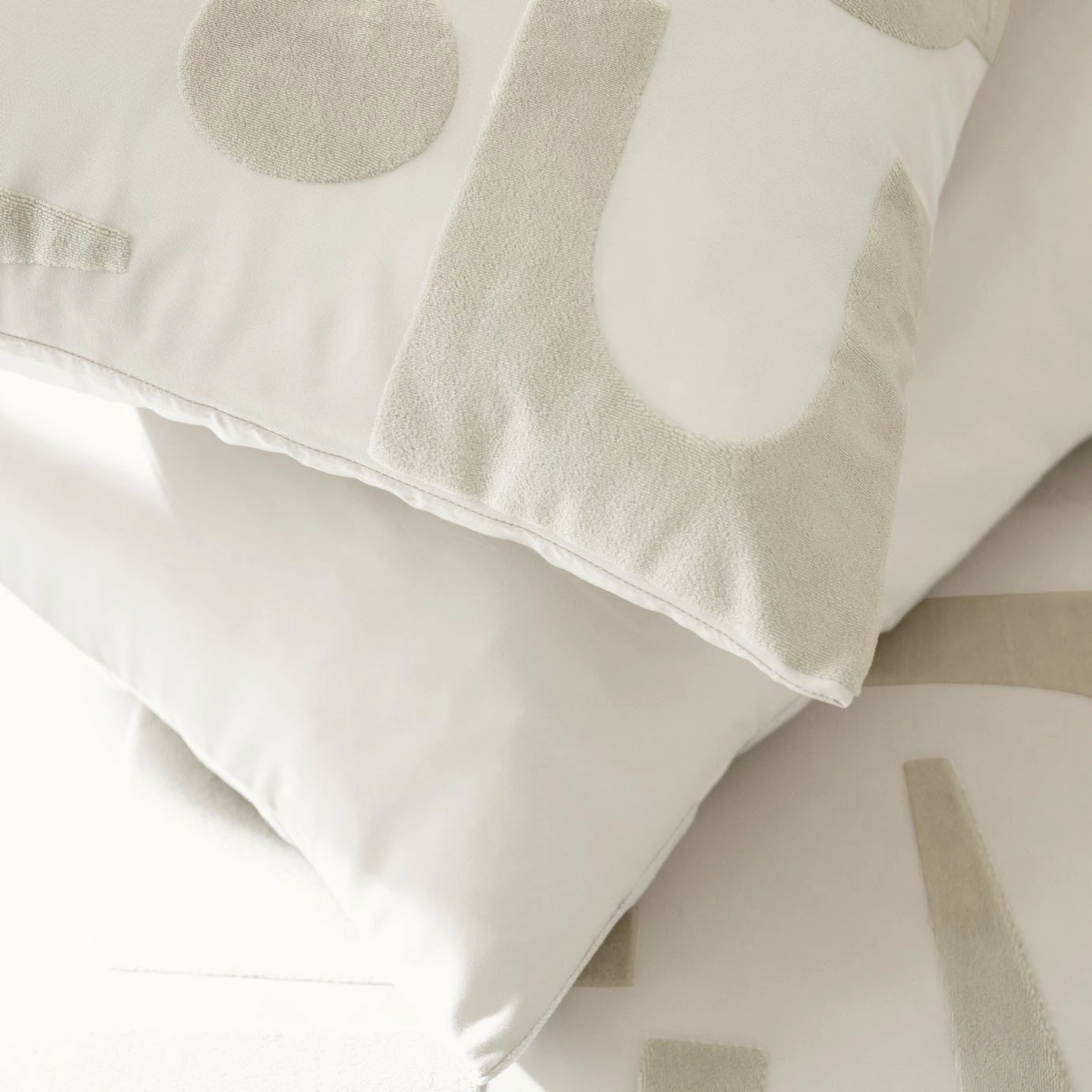 Habitat Velvet Panel Jacquard Shapes Bedding Set - Single 4 Habitat Velvet Panel Jacquard Shapes Bedding Set - Single - Image 4