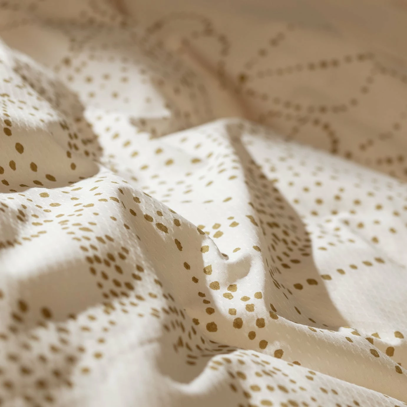 Habitat Cotton Floral Dobby Brown Bedding Set - Single 7 Habitat Cotton Floral Dobby Brown Bedding Set - Single - Image 7