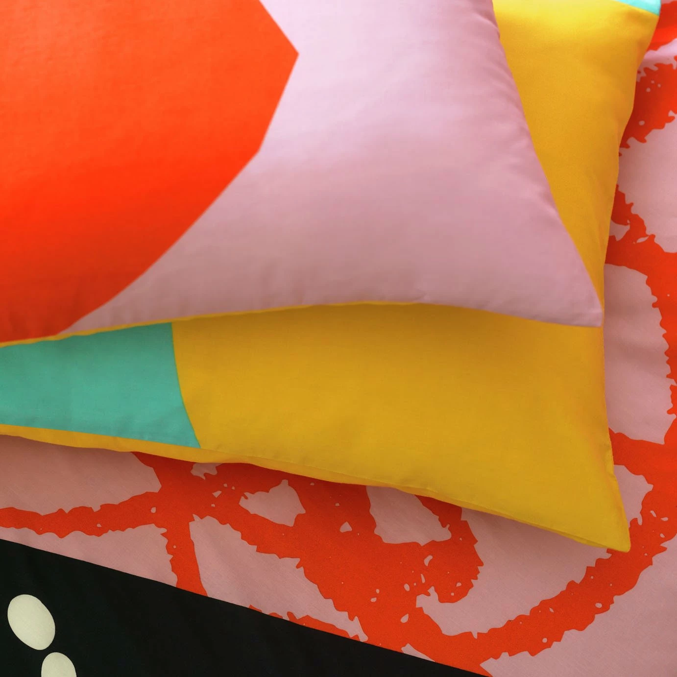 Habitat Panel Print Multicolour Bedding Set - Single 4 Habitat Panel Print Multicolour Bedding Set - Single - Image 4