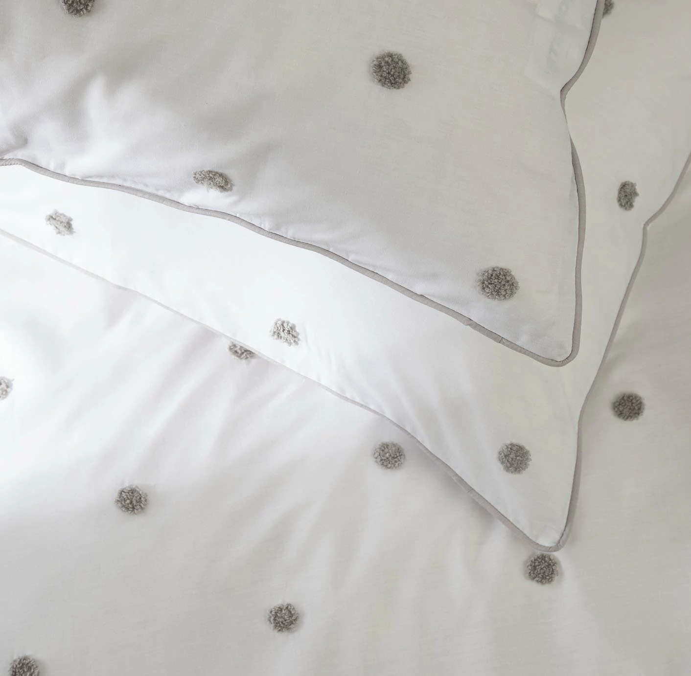 Habitat Tufted Spot White & Grey Bedding Set - Single 4 Habitat Tufted Spot White & Grey Bedding Set - Single - Image 4